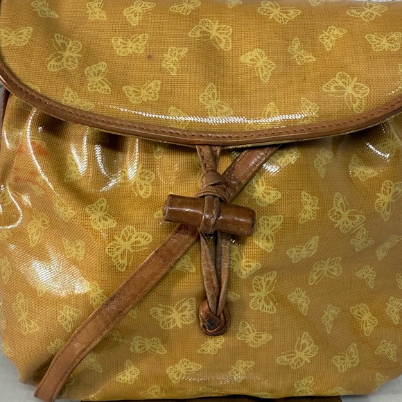 Collectors 70’s BOTTEGA VENETA Vinyl Crossbody Bag Gold Yellow Tan Leather 9x9x3 - Picture 2 of 14
